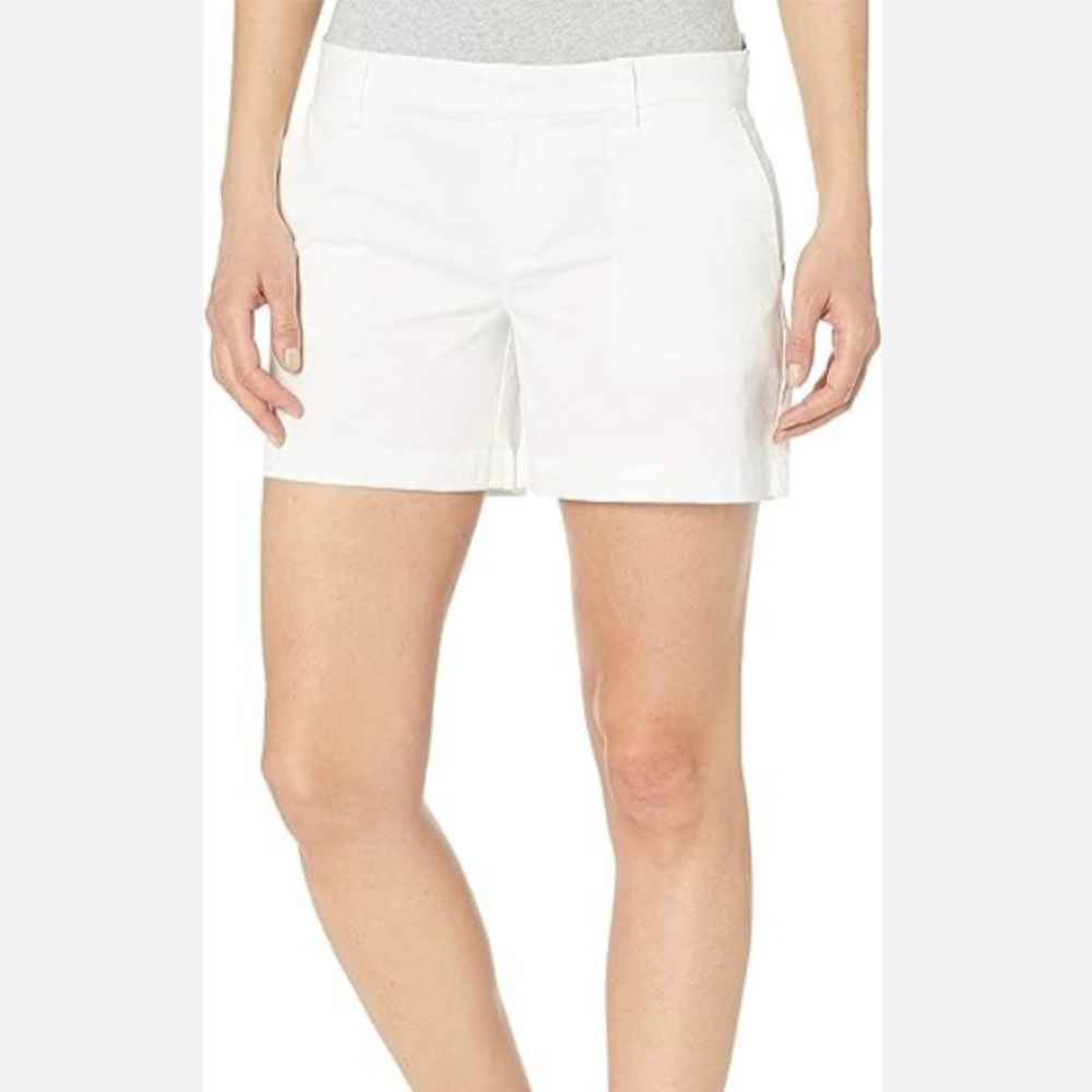 Tommy Hilfiger White Shorts 💯 Cotton Size 14😍
